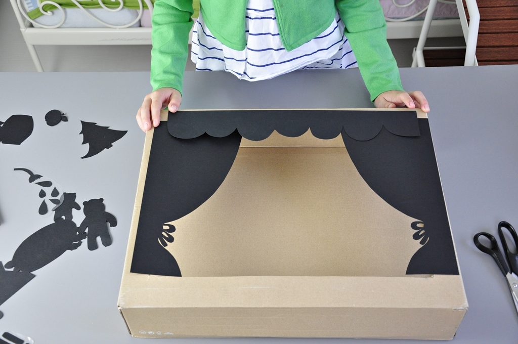jak zrobić teatrzyk cieni dla dzieci z kartonu